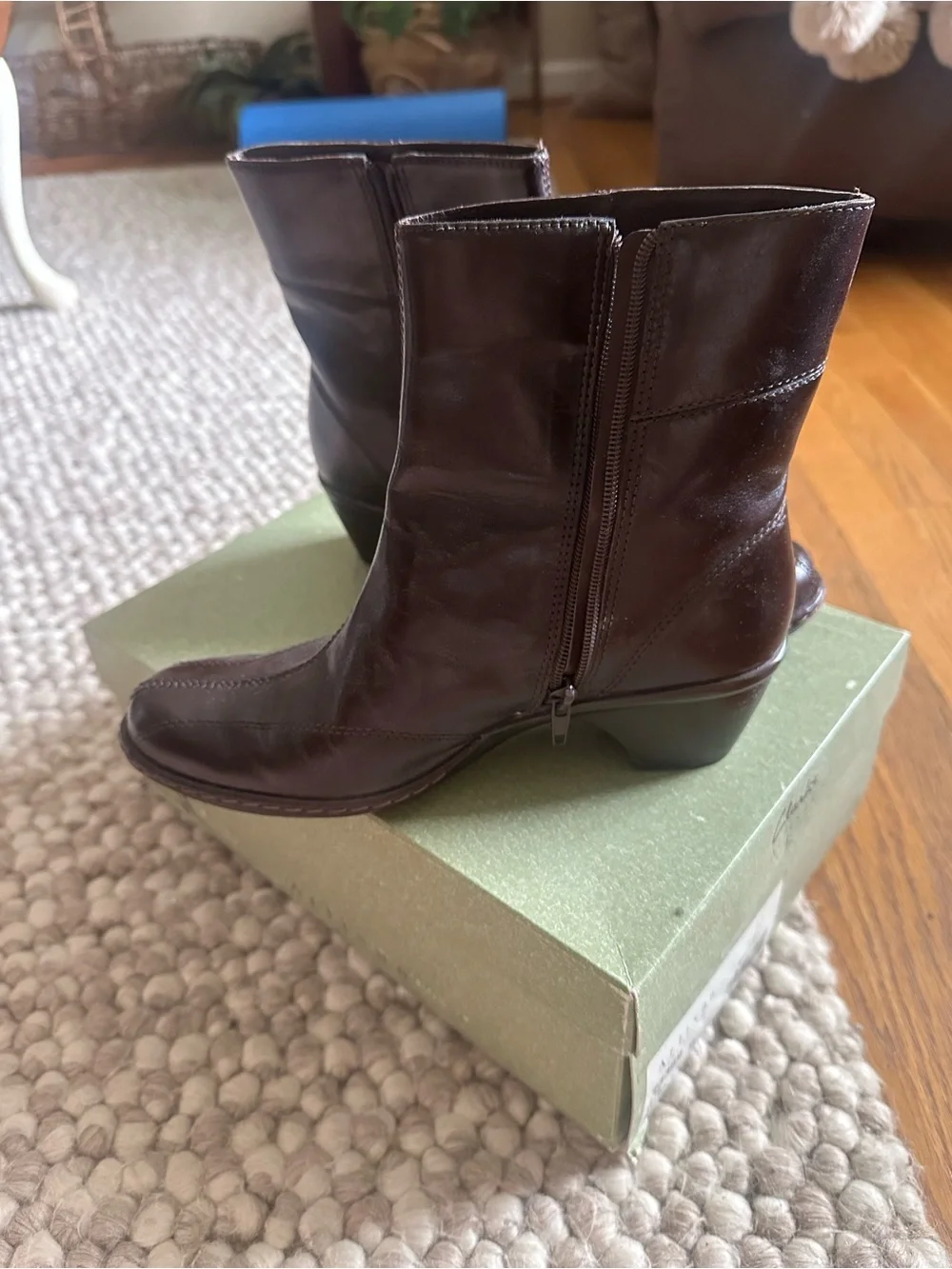 Clarks Women's Dark Brown Leather Zip-Front Ankle Boots